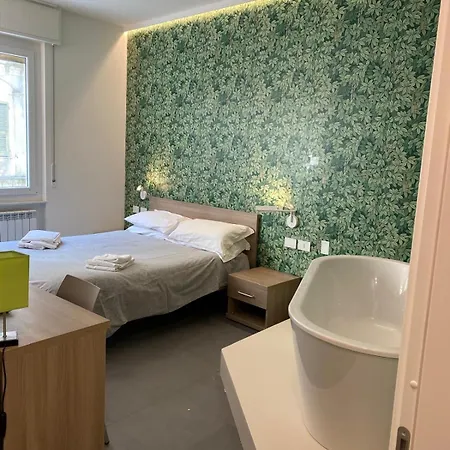 Piazza Beverini Vendégház La Spezia