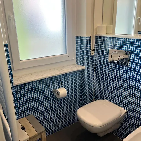 Piazza Beverini 3*