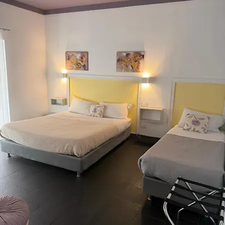 Piazza Beverini Guest house 3*