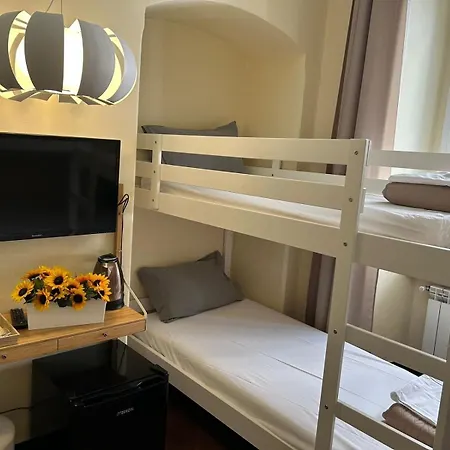 Piazza Beverini Guest house 3*