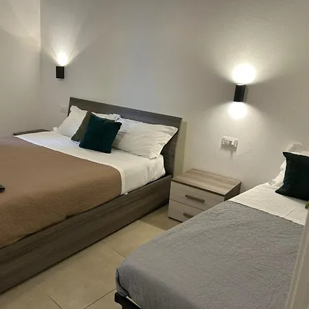 Piazza Beverini Guest house La Spezia
