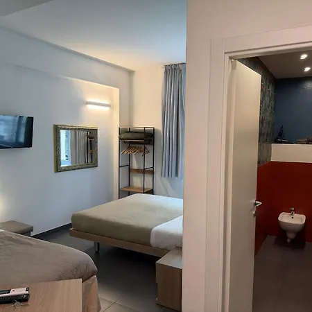 Piazza Beverini Guest house 3*